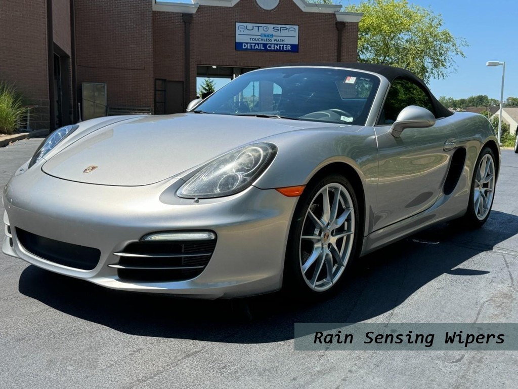 Jaguar F-Pace Vehicle Full-screen Gallery Image 06