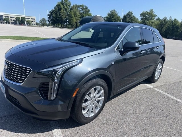 Cadillac XT4 Vehicle Full-screen Gallery Image 03