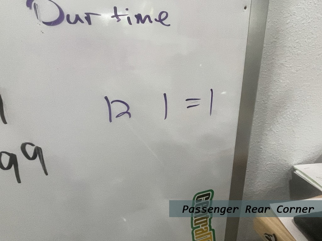 Ford F-150 Vehicle Full-screen Gallery Image 11