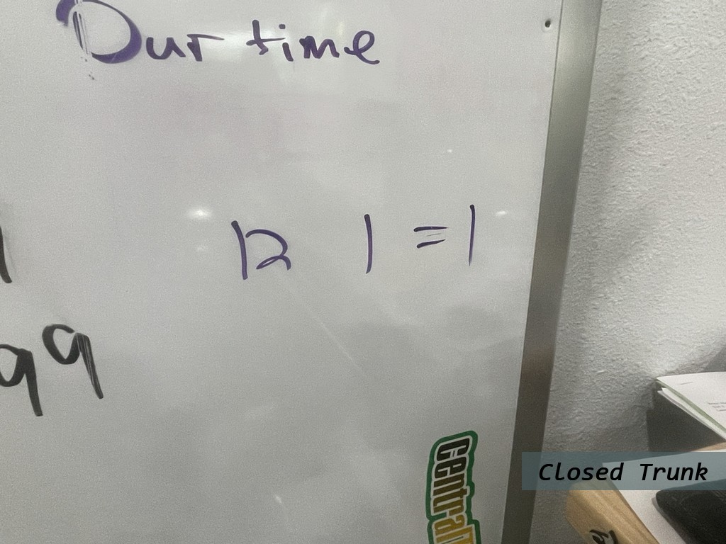 Ford F-150 Vehicle Full-screen Gallery Image 12