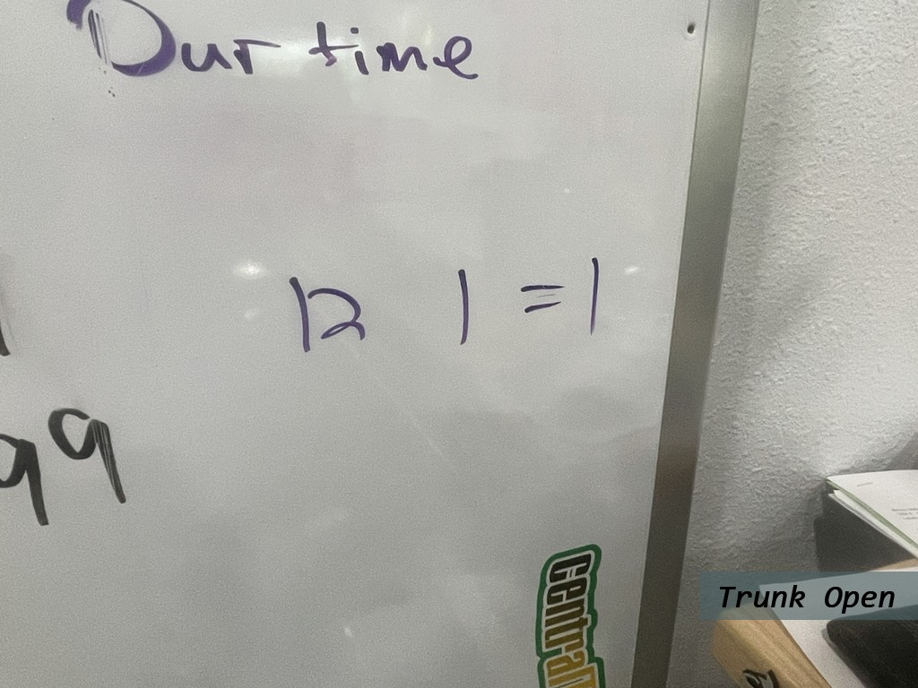 Ford F-150 Vehicle Full-screen Gallery Image 13