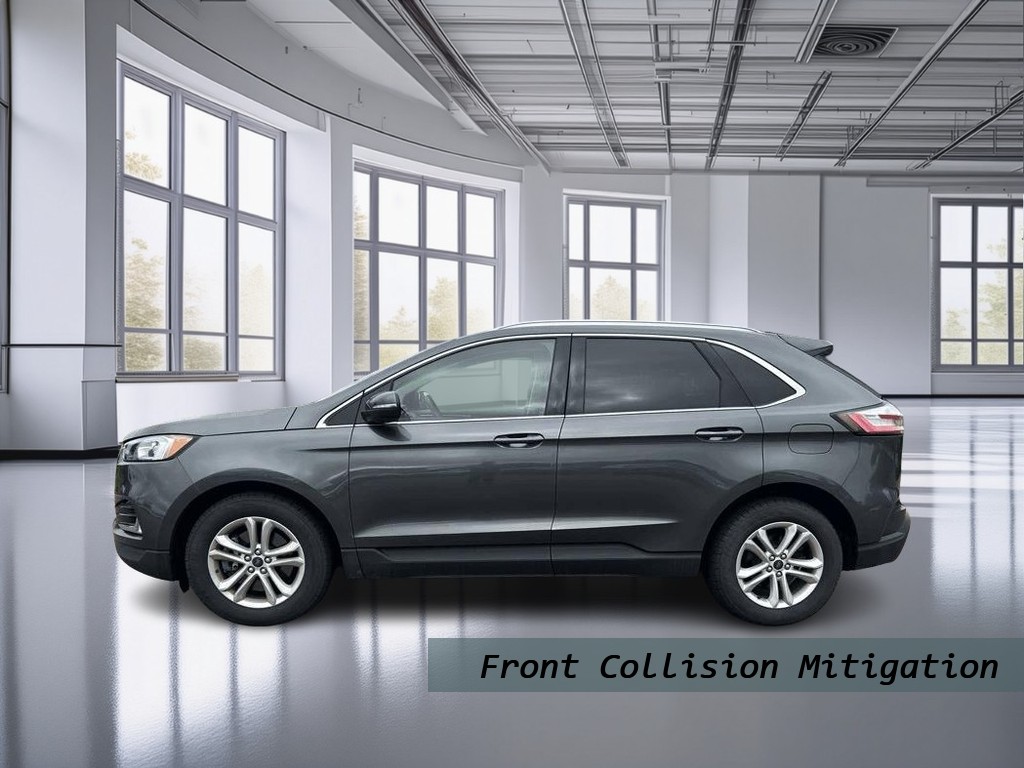 Ford Super Duty F-250 SRW Vehicle Full-screen Gallery Image 04