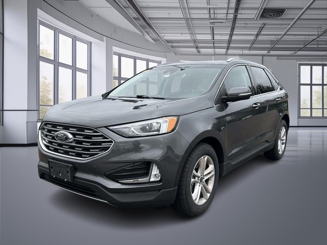 Ford Super Duty F-250 SRW Vehicle Full-screen Gallery Image 03