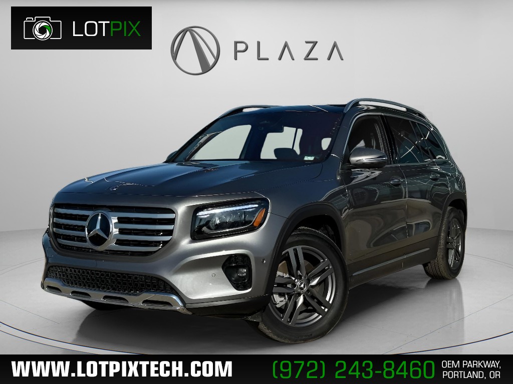 Mercedes-Benz GLB Vehicle Full-screen Gallery Image 01