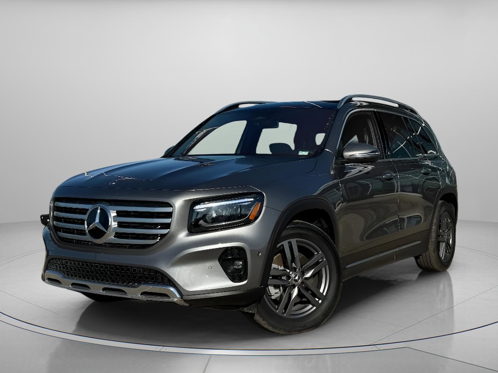 Mercedes-Benz GLB Vehicle Full-screen Gallery Image 02