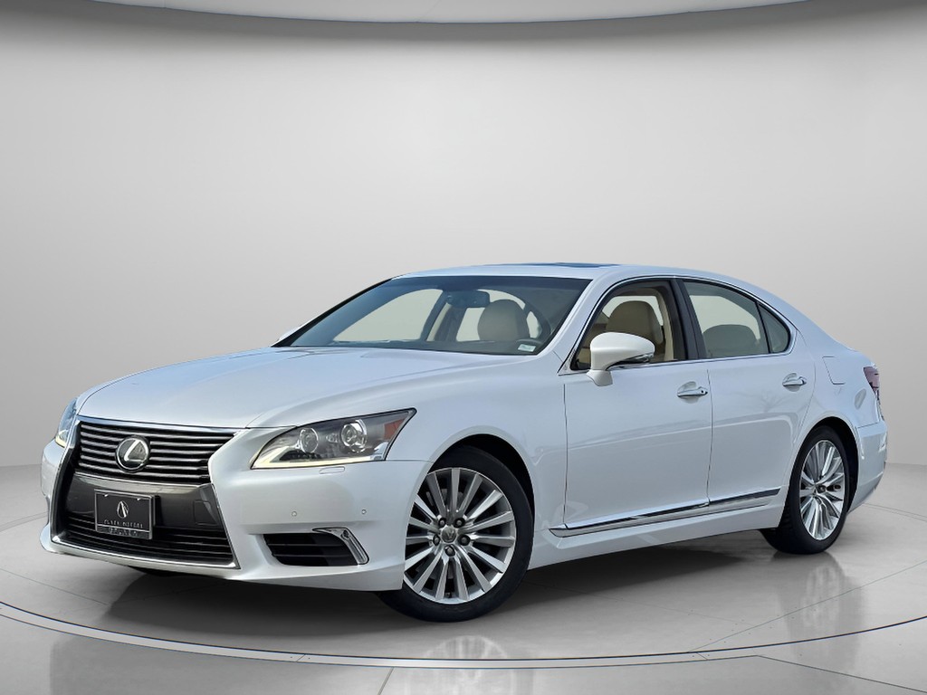 Lexus LS Vehicle Full-screen Gallery Image 02