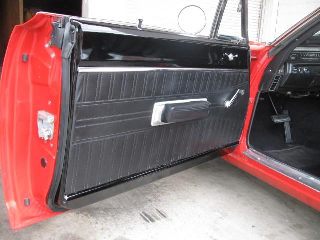 Dodge Coronet Vehicle Full-screen Gallery Image 04