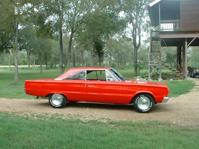 Plymouth Belvedere Vehicle Full-screen Gallery Image 2