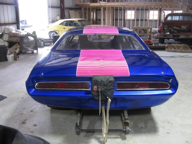 Dodge Challenger Vehicle Full-screen Gallery Image 04
