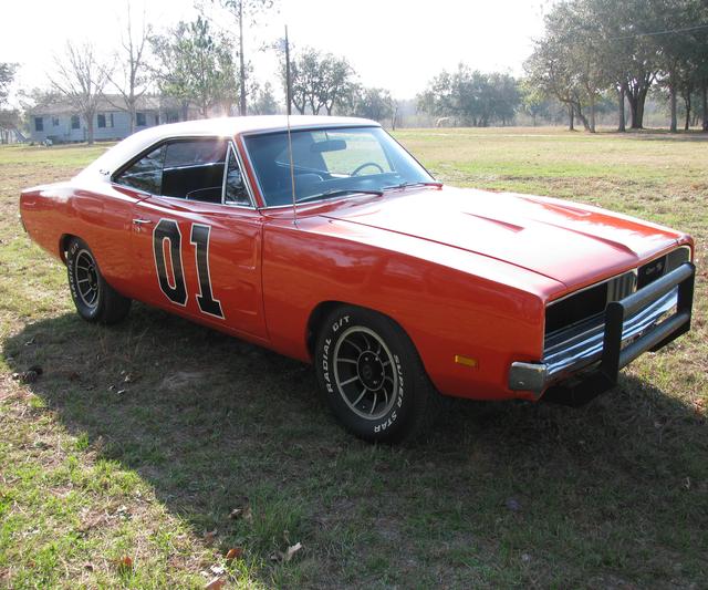 Dodge Charger Vehicle Full-screen Gallery Image 2