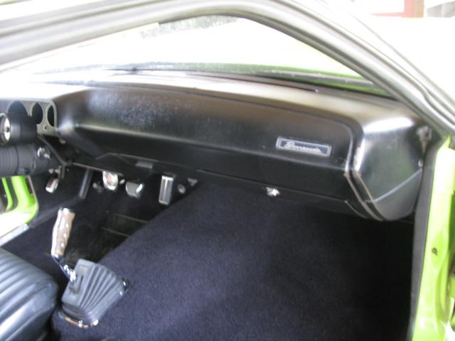 Plymouth Barracuda Vehicle Full-screen Gallery Image 30