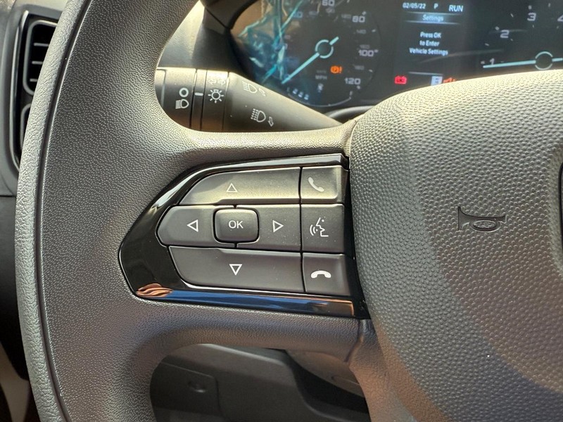 Ram ProMaster Cargo Van Vehicle Full-screen Gallery Image 11