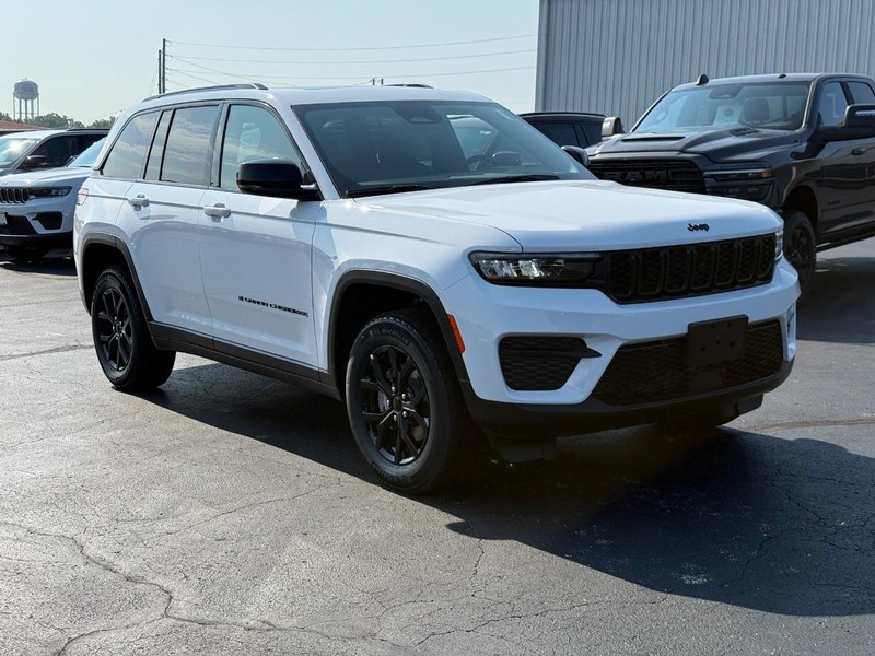 Jeep Grand Cherokee Vehicle Full-screen Gallery Image 2