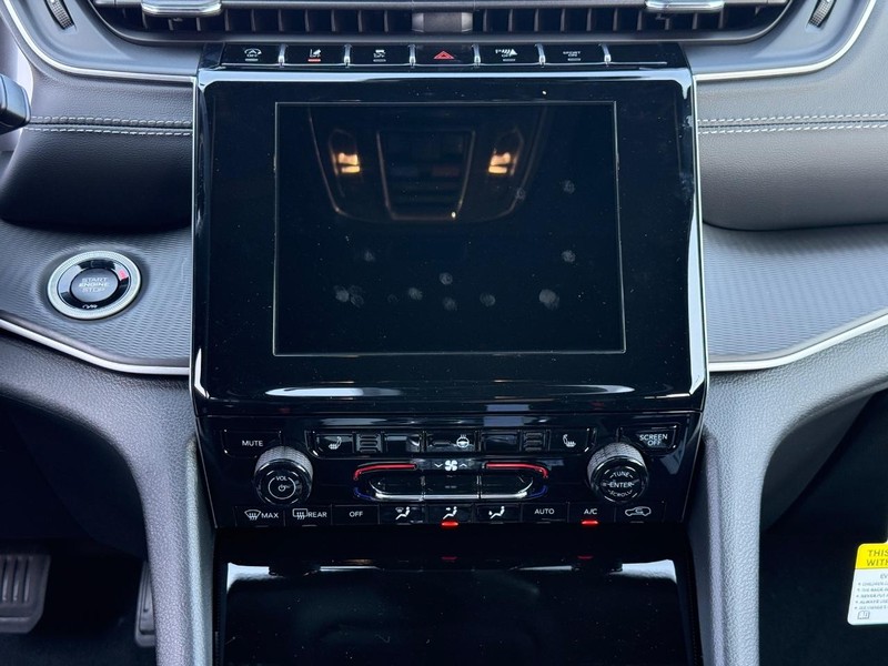 Jeep Grand Cherokee Vehicle Full-screen Gallery Image 8