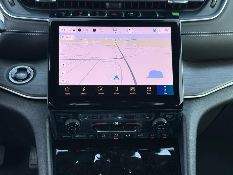 Jeep Grand Cherokee Vehicle Full-screen Gallery Image 9