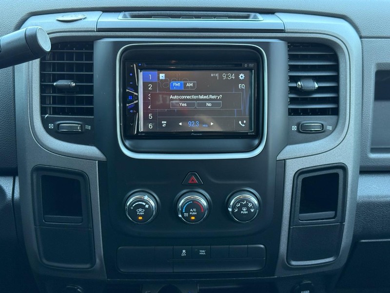 Ram 2500 Vehicle Full-screen Gallery Image 14