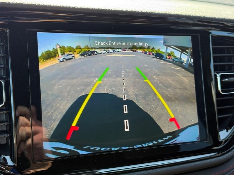 Dodge Durango Vehicle Full-screen Gallery Image 16