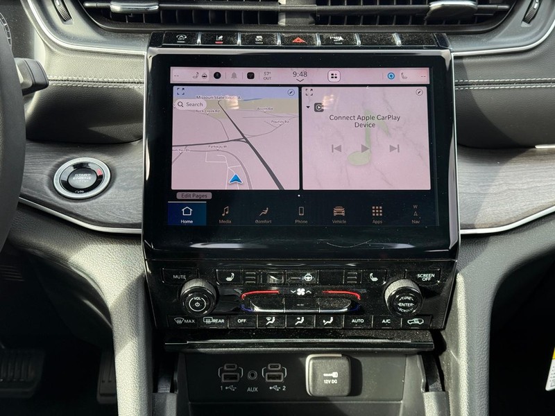 Jeep Grand Cherokee Vehicle Full-screen Gallery Image 9