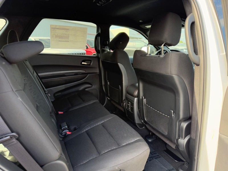 Dodge Durango Vehicle Full-screen Gallery Image 6