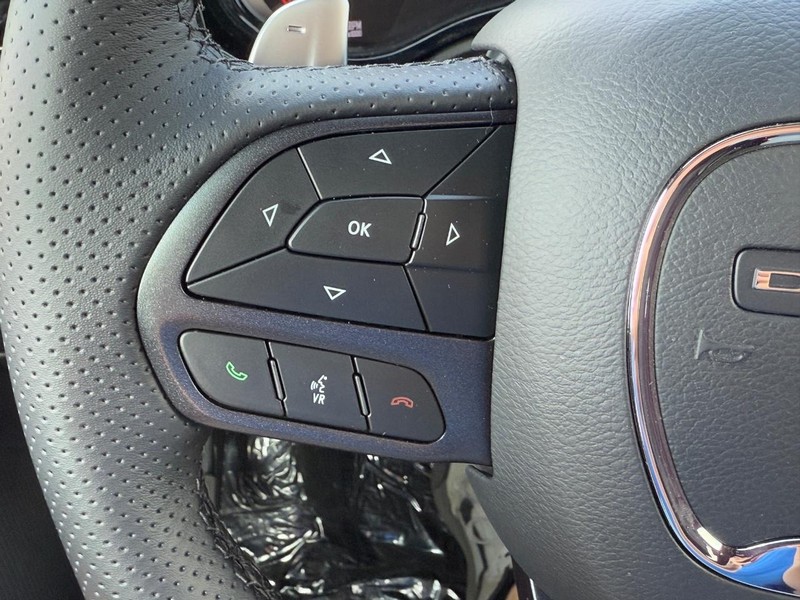 Dodge Durango Vehicle Full-screen Gallery Image 12