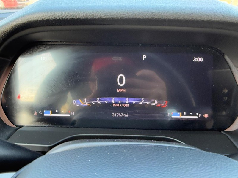 Jeep Grand Cherokee Vehicle Full-screen Gallery Image 18