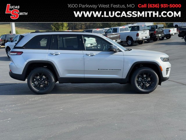 2025 Jeep Grand Cherokee Altitude's photo