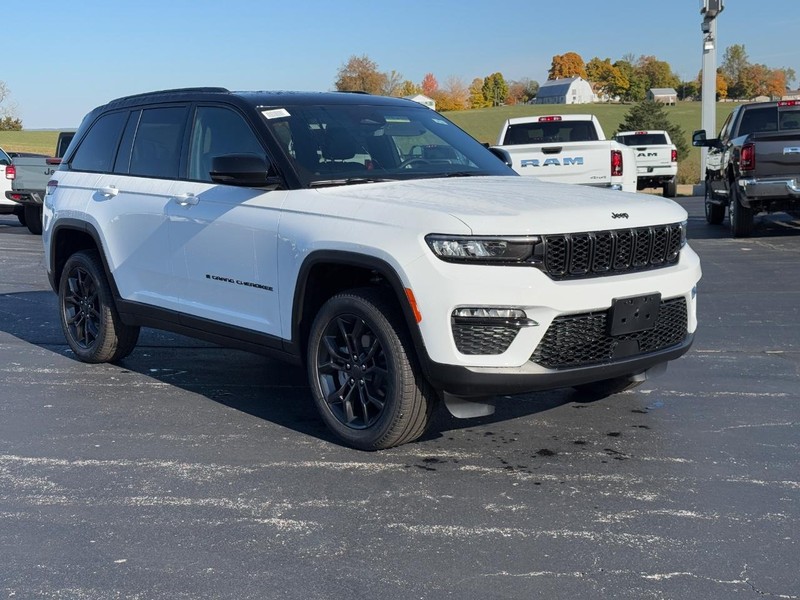 Jeep Grand Cherokee Vehicle Full-screen Gallery Image 2