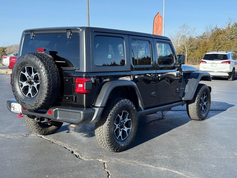 Jeep Wrangler Unlimited Vehicle Full-screen Gallery Image 3