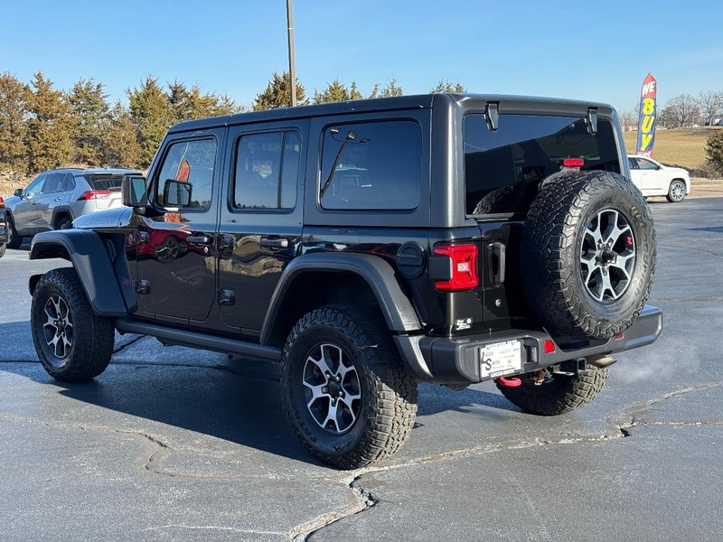 Jeep Wrangler Unlimited Vehicle Full-screen Gallery Image 6