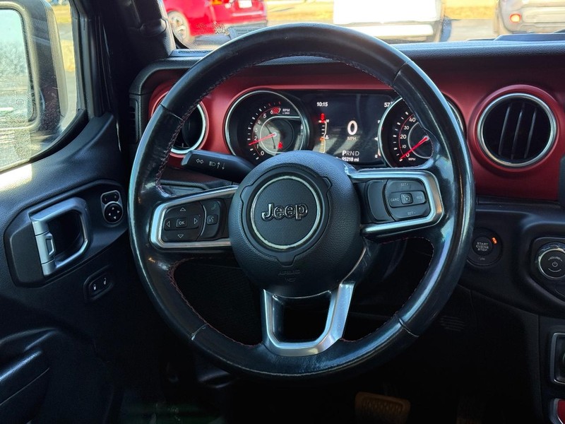 Jeep Wrangler Unlimited Vehicle Full-screen Gallery Image 13