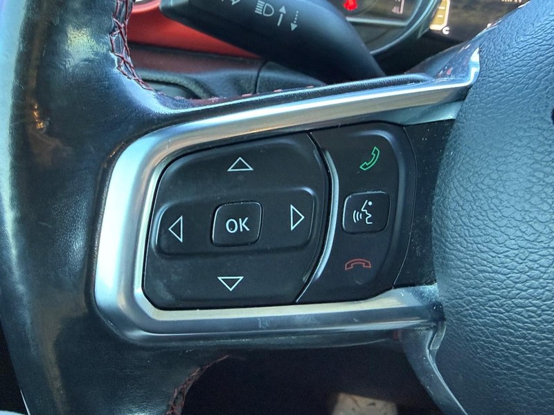 Jeep Wrangler Unlimited Vehicle Full-screen Gallery Image 17