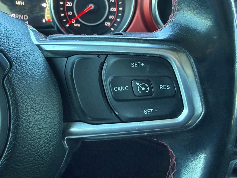 Jeep Wrangler Unlimited Vehicle Full-screen Gallery Image 18