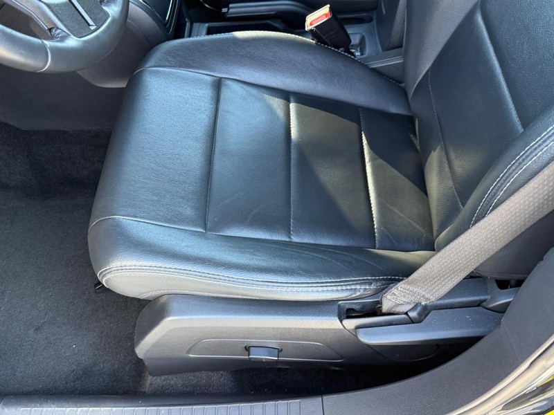 Jeep Patriot Vehicle Full-screen Gallery Image 15