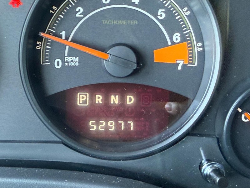 Jeep Patriot Vehicle Full-screen Gallery Image 19