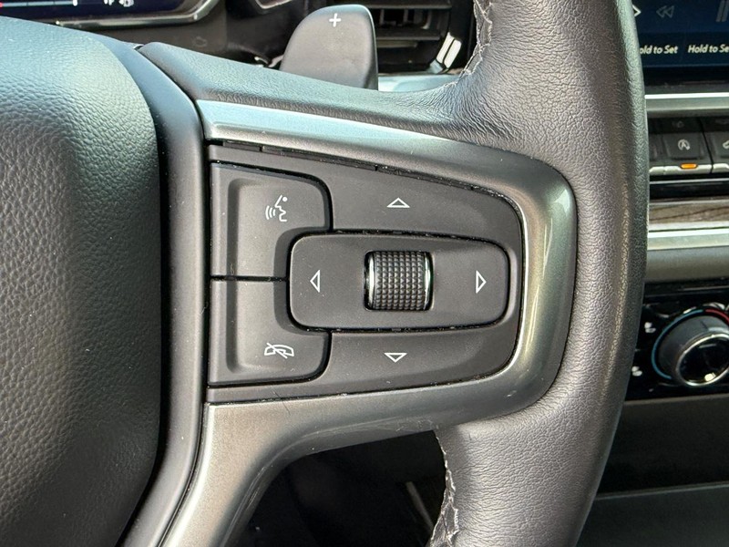 Chevrolet Silverado 1500 Vehicle Full-screen Gallery Image 20