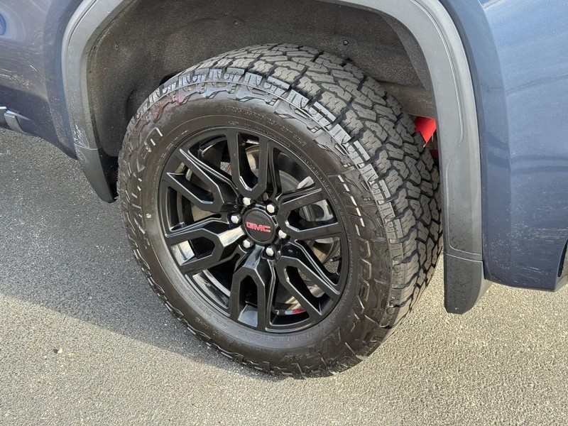 GMC Sierra 1500 Vehicle Full-screen Gallery Image 08