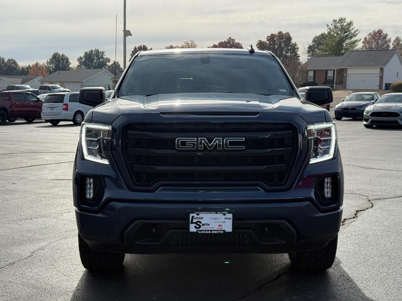 GMC Sierra 1500 Vehicle Full-screen Gallery Image 12
