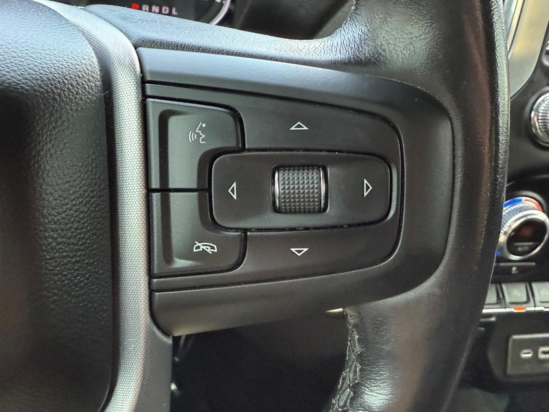 GMC Sierra 1500 Vehicle Full-screen Gallery Image 21