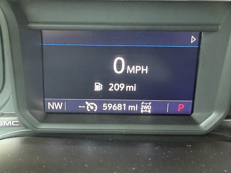 GMC Sierra 1500 Vehicle Full-screen Gallery Image 23