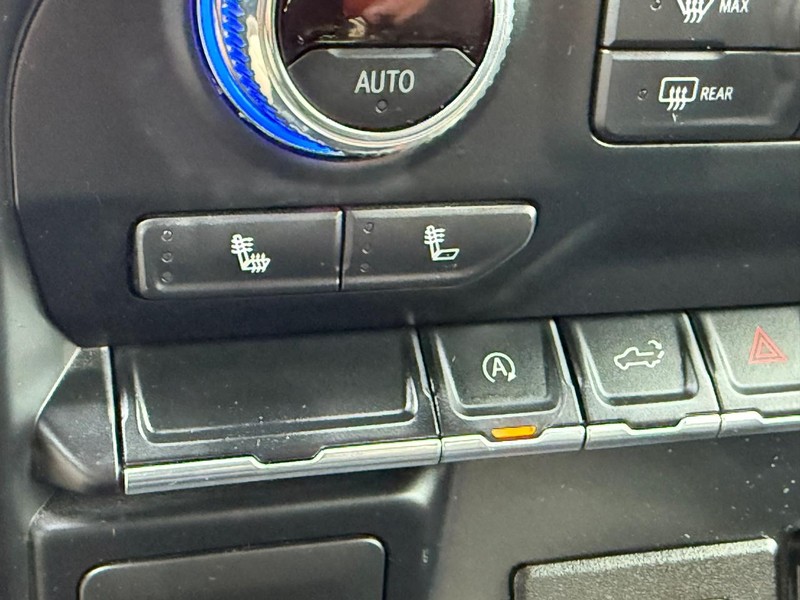 GMC Sierra 1500 Vehicle Full-screen Gallery Image 25