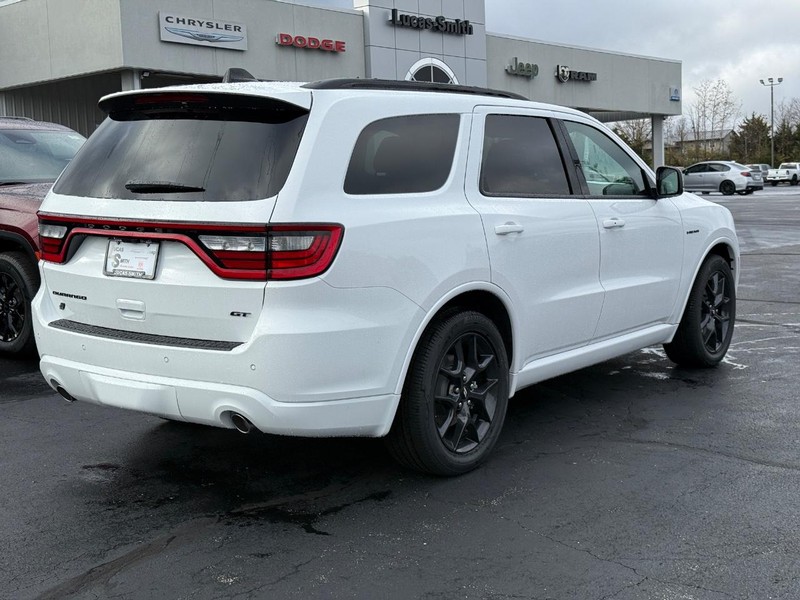 Dodge Durango Vehicle Full-screen Gallery Image 3