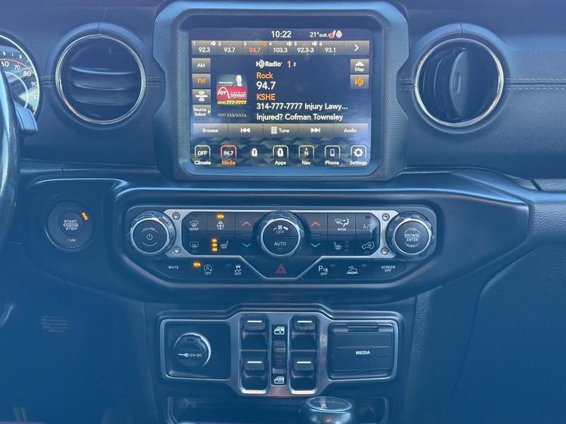 Jeep Gladiator Vehicle Full-screen Gallery Image 13