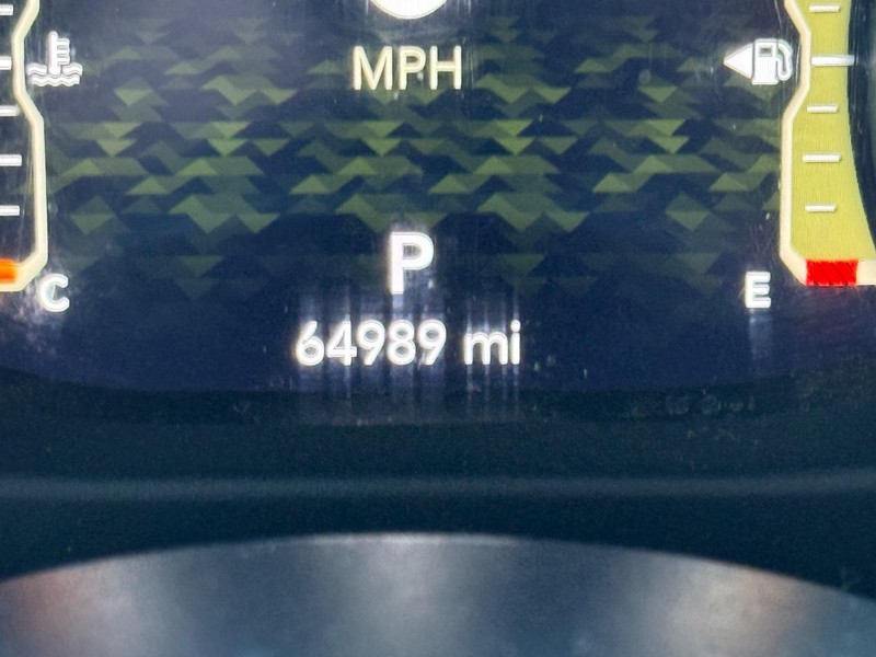 Jeep Gladiator Vehicle Full-screen Gallery Image 19