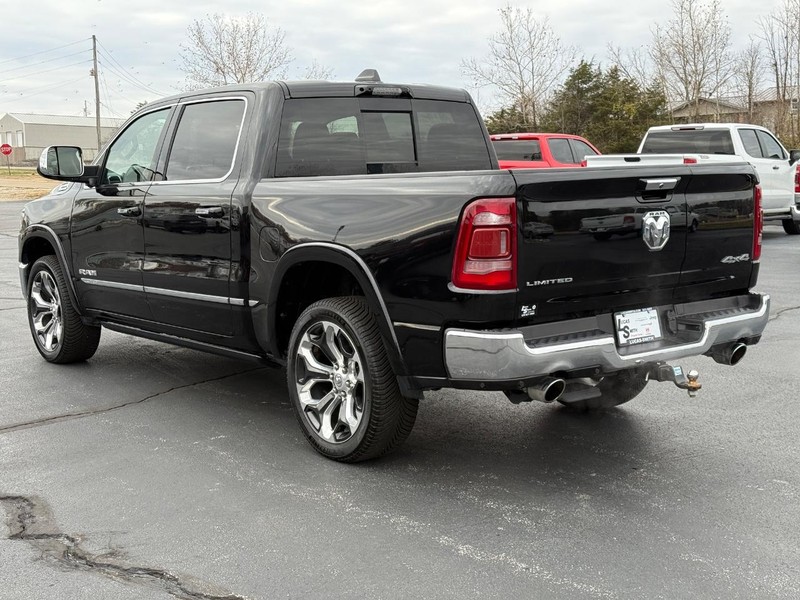 Ram 1500 Vehicle Full-screen Gallery Image 7