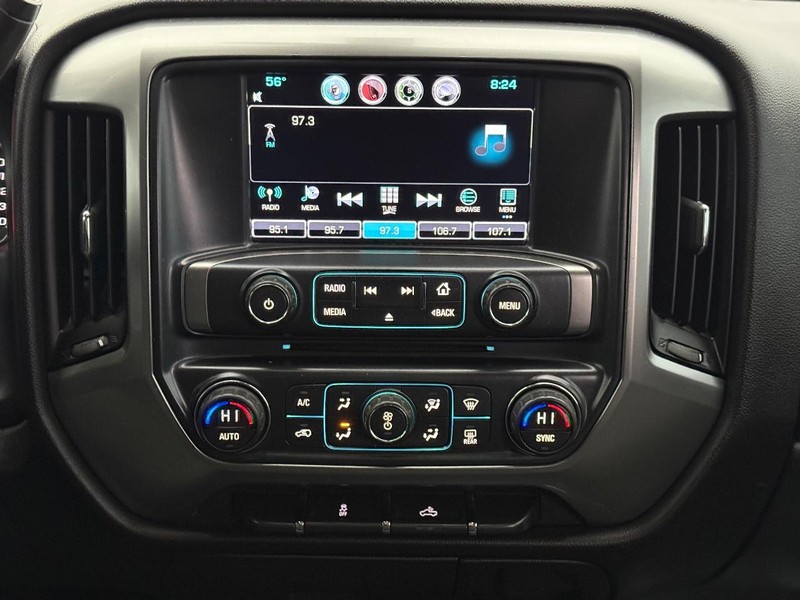 Chevrolet Silverado 2500HD Vehicle Full-screen Gallery Image 13