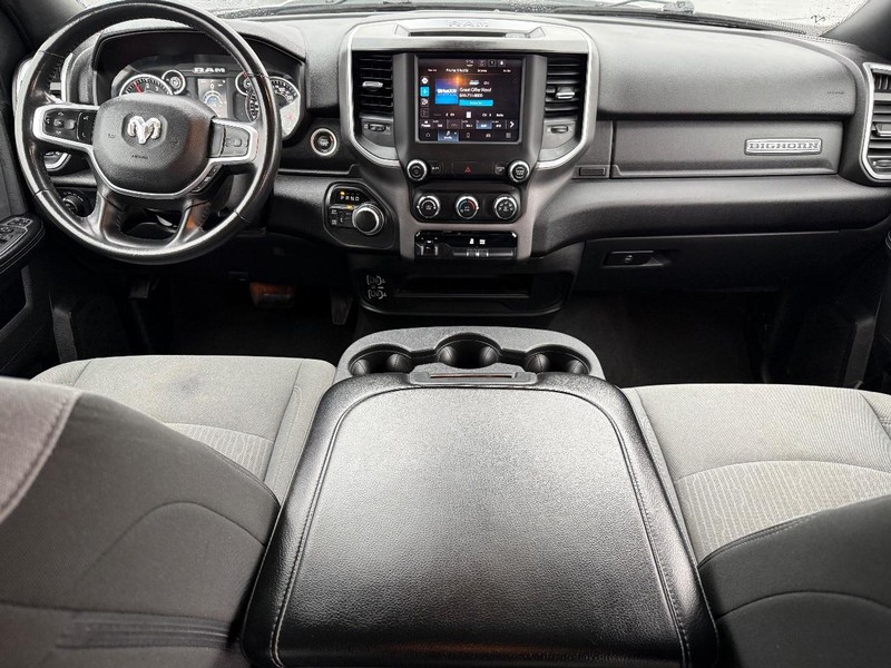 Ram 2500 Vehicle Full-screen Gallery Image 11