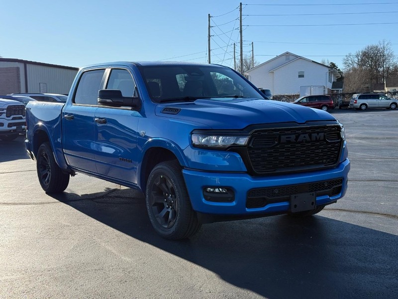 Ram 1500 Vehicle Full-screen Gallery Image 2