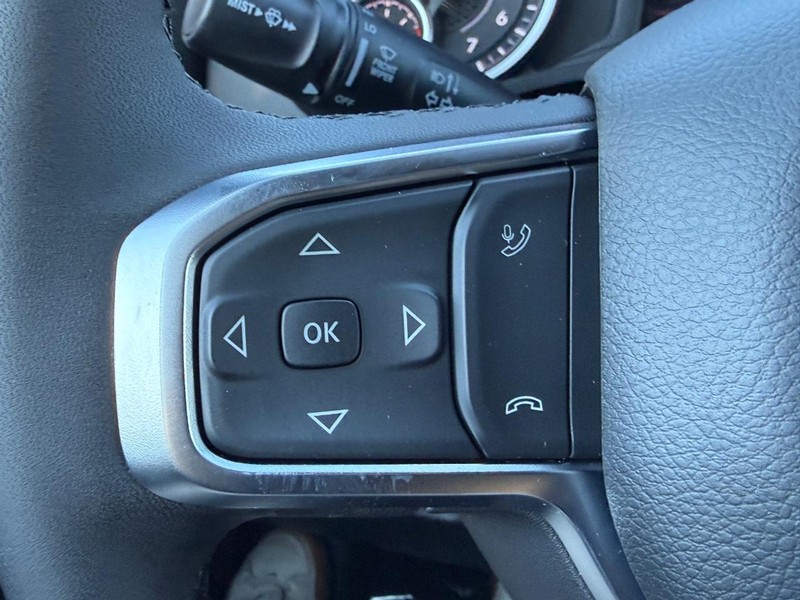 Ram 1500 Vehicle Full-screen Gallery Image 13