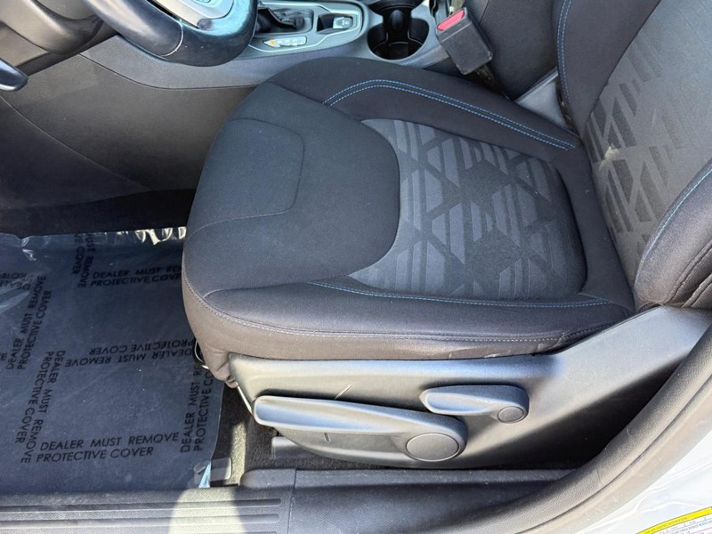 Jeep Cherokee Vehicle Full-screen Gallery Image 15