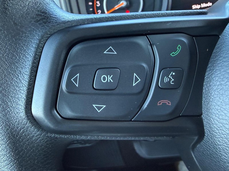 Jeep Wrangler Vehicle Full-screen Gallery Image 10